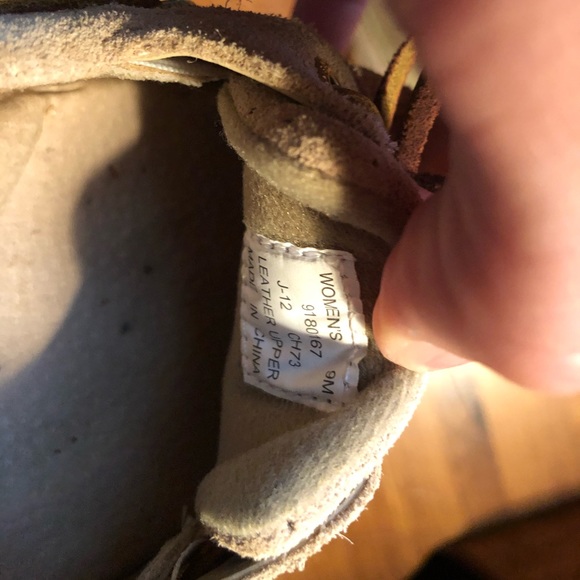 Sperry Angelfishes - Picture 3 of 4